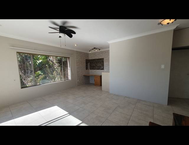 2 BEDROOM FREEHOLD FOR SALE IN OAKDENE